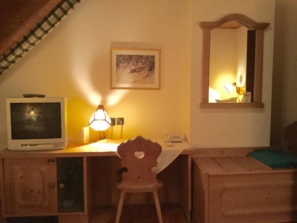 Fogado Az Oreg Preshez Hotel Mór Zewnętrze zdjęcie